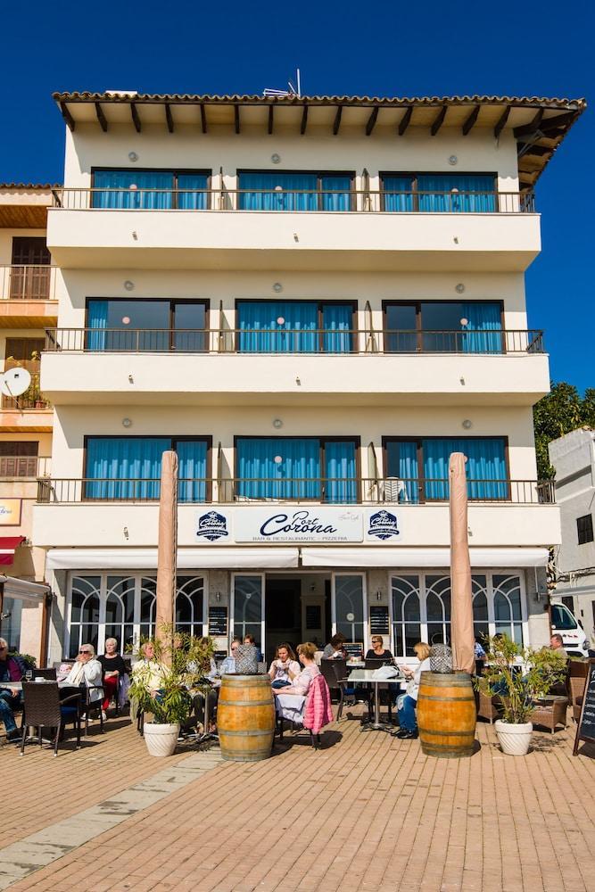 Hostal Port Corona Cala Ratjada  Extérieur photo