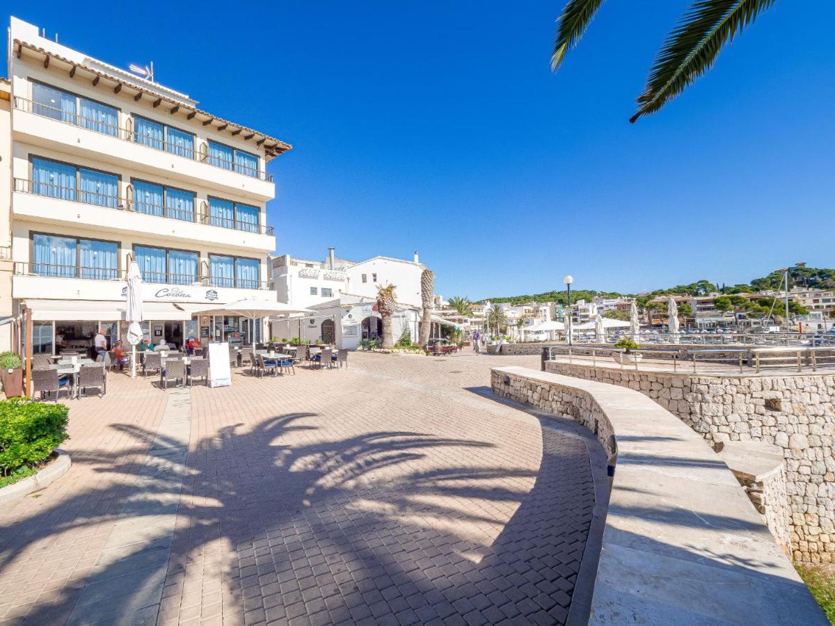 Hostal Port Corona Cala Ratjada  Extérieur photo